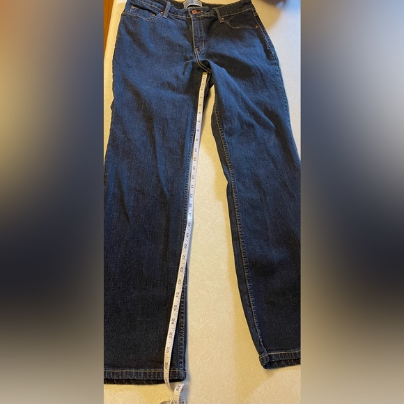 Levi's Strauss Signature Women’s At Waist Bootcut Jeans Dark
Wash Size 12 M - Picture 12 of 13